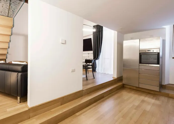 Palazzo Bardi N 2 *