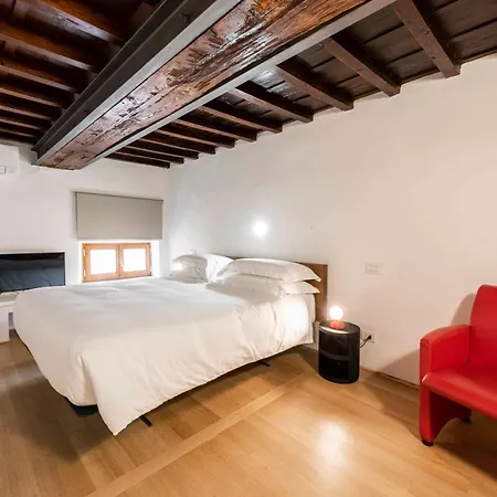 Appartamento Palazzo Bardi N 2